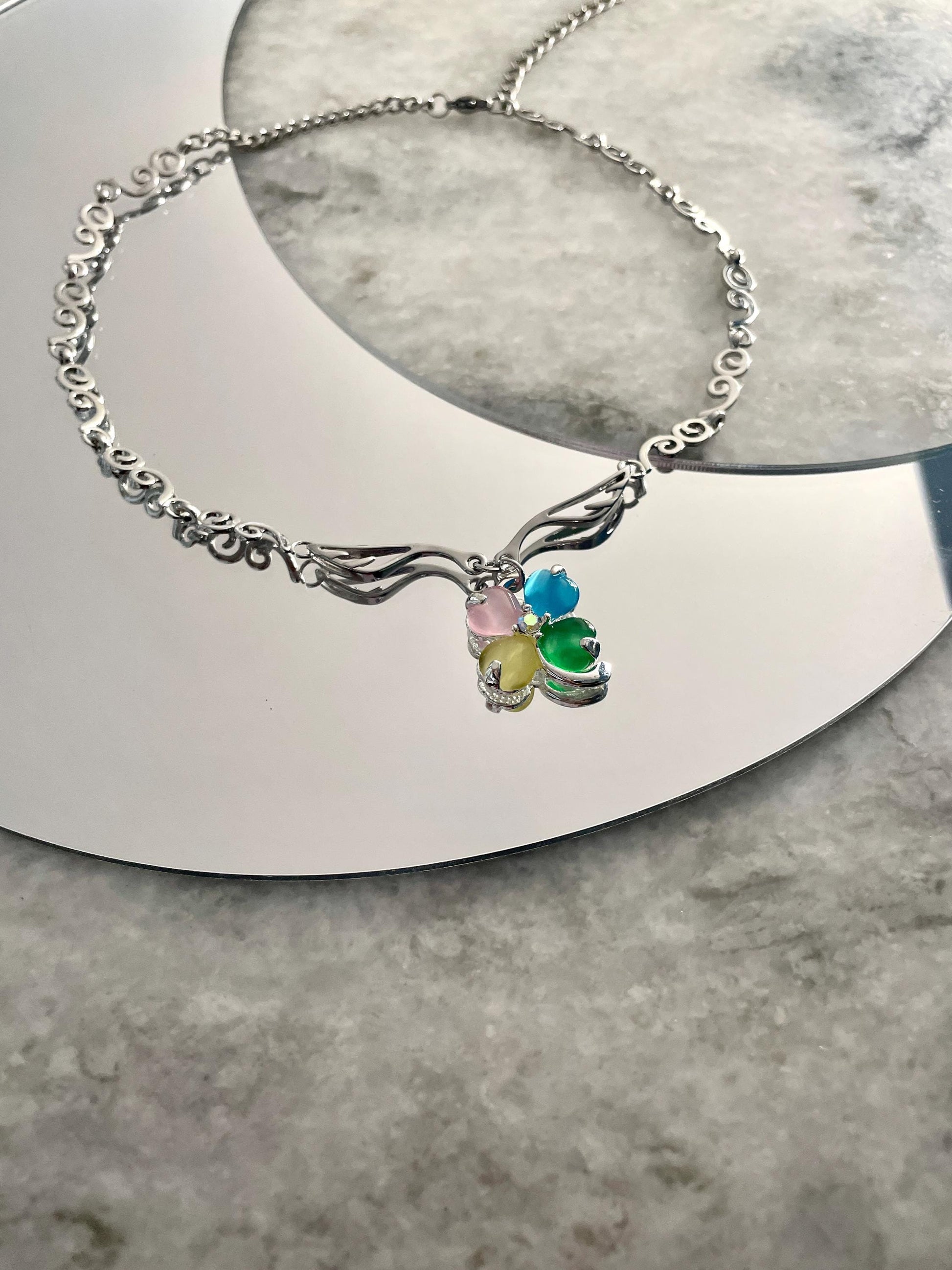 Y2k Shoujo Clover Choker Necklace Dreamcore Four Leaf Rainbow Clover Cloud Angel Wings HimeKaji Necklace Indie Aesthetic Anime Jewelry gift